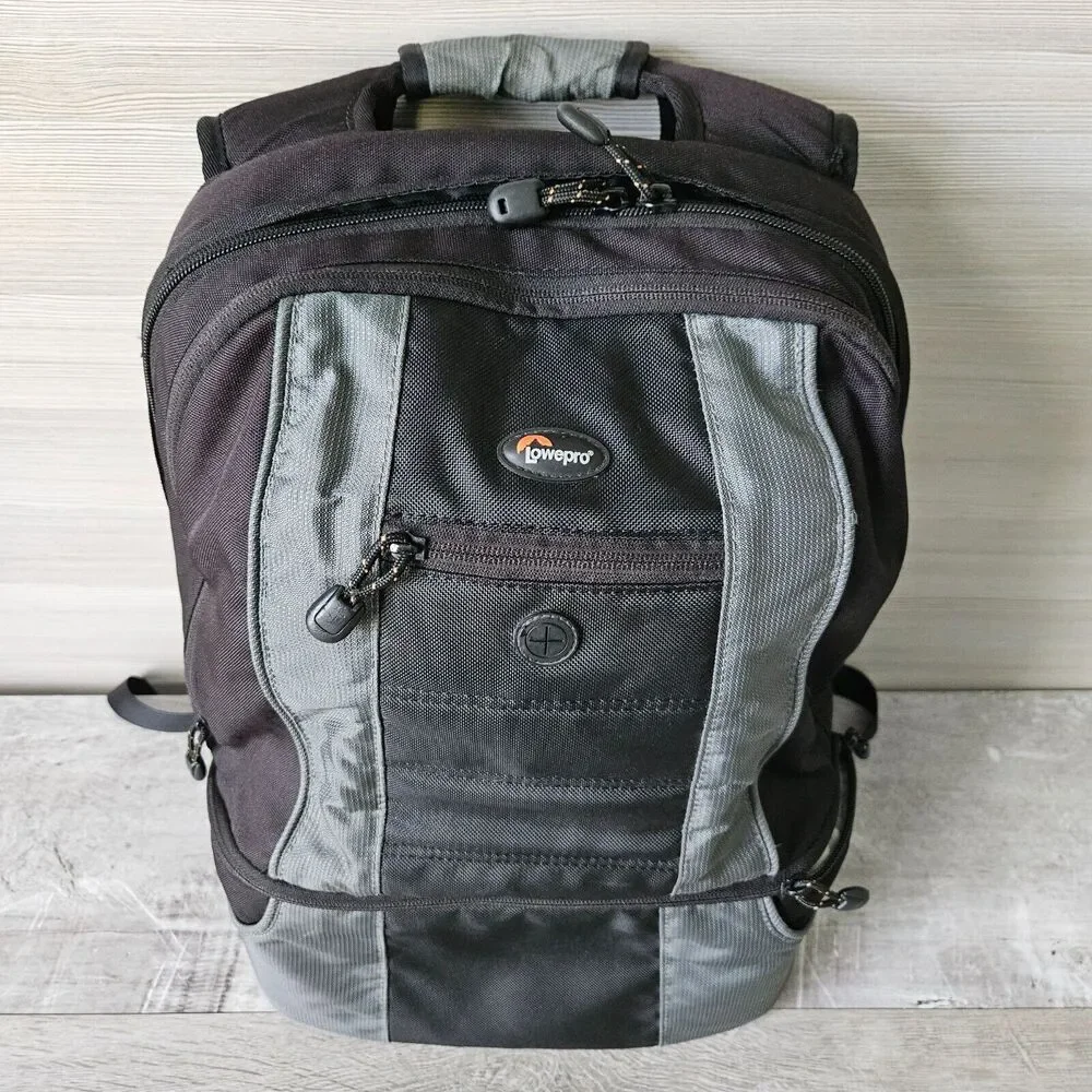 Lowepro CompuDayPack Photo Camera DSLR 250 Laptop Travel City Bag‎ Backpack